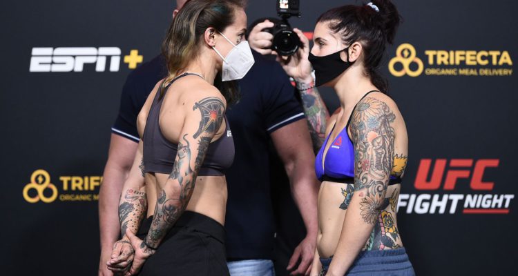 Clark Vs. Alpar | UFC | Coryell Roofing Sponsorship | Photo By Chris Unger/Zuffa LLC